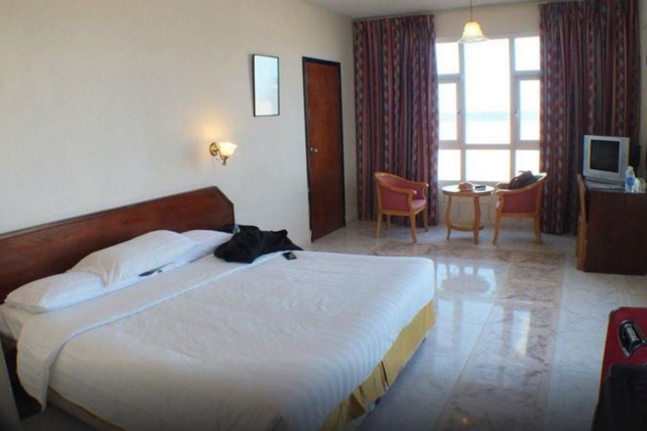 Hotel Ras Al Hadd Beach Holiday Sur Exterior photo