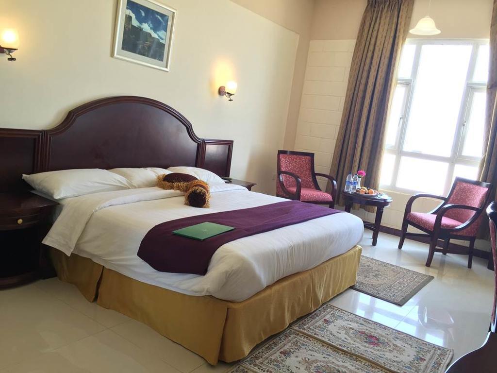 Hotel Ras Al Hadd Beach Holiday Sur Exterior photo